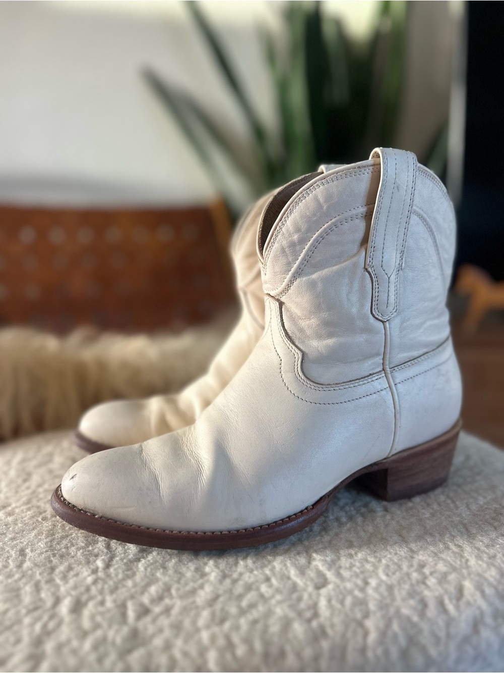 Tecovas Cream Ankle Boot